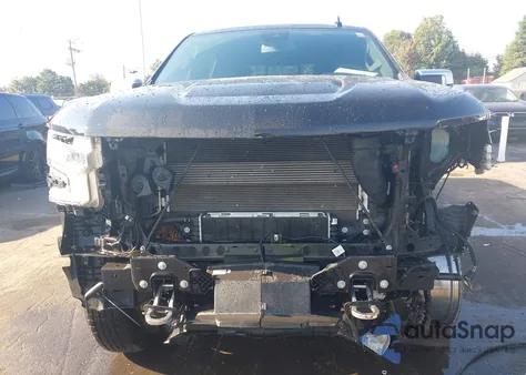 2022 Chevrolet Silverado 1500 4Wd Short Bed High Country z USA, uszkodzony, nr VIN 1GCUDJET5NZ577981